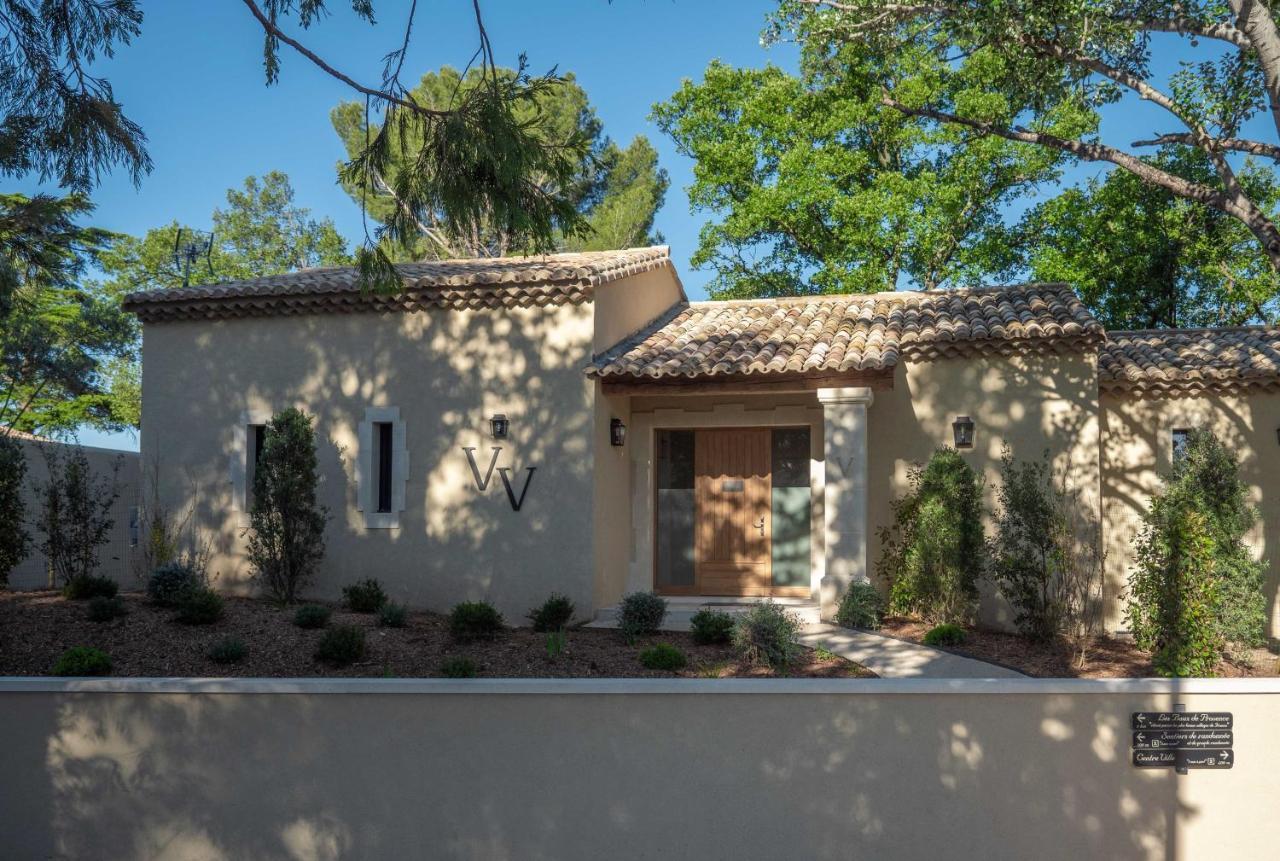 Villa mit 2 Schlafzimmern und beheiztem Pool